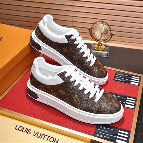 louis vuitton scarpe 2018 uomo|Louis Vuitton trainers.